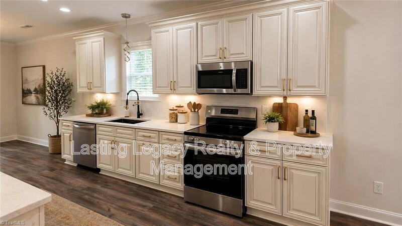 1505 East Avenue – photo 3