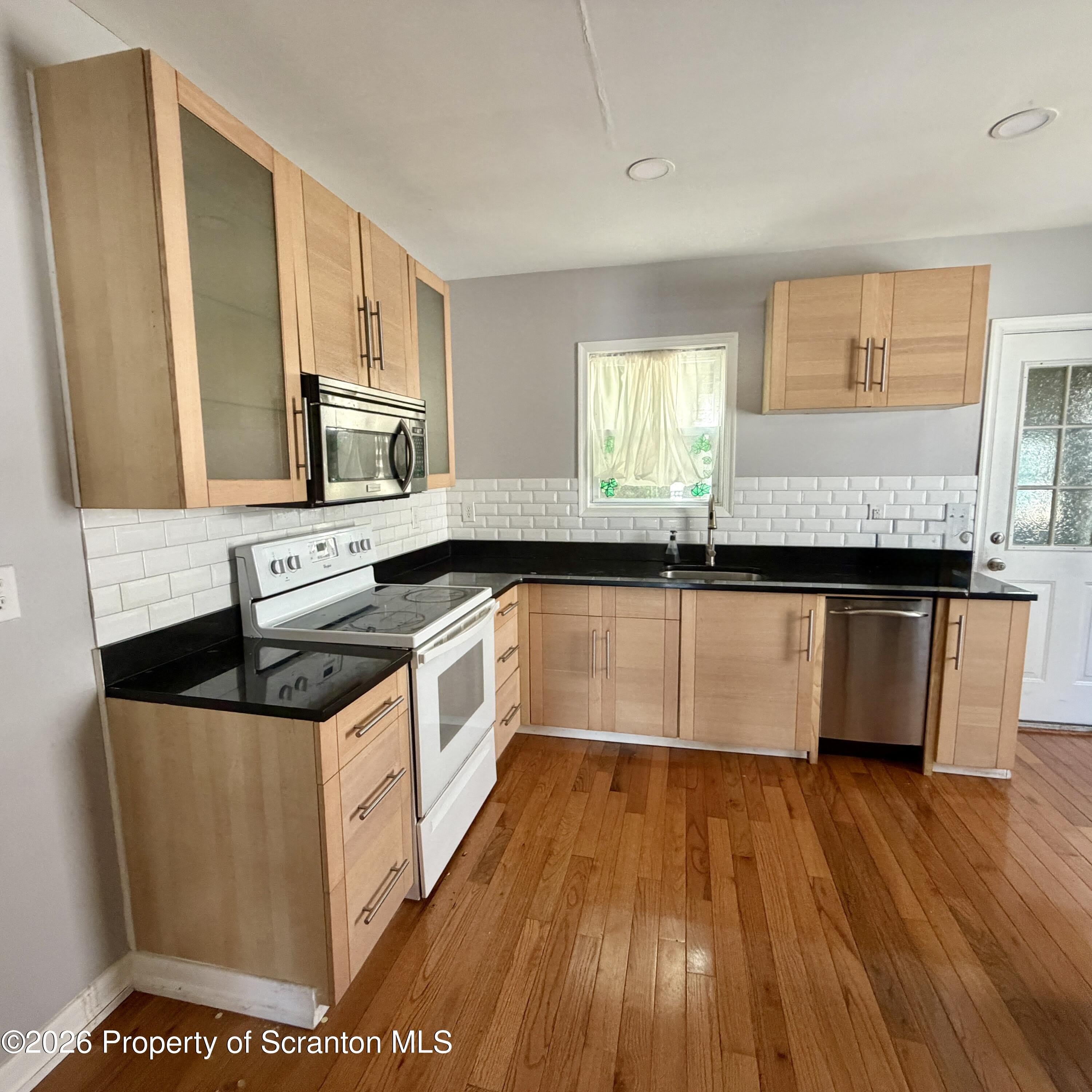 530 Myrtle Street – photo 5