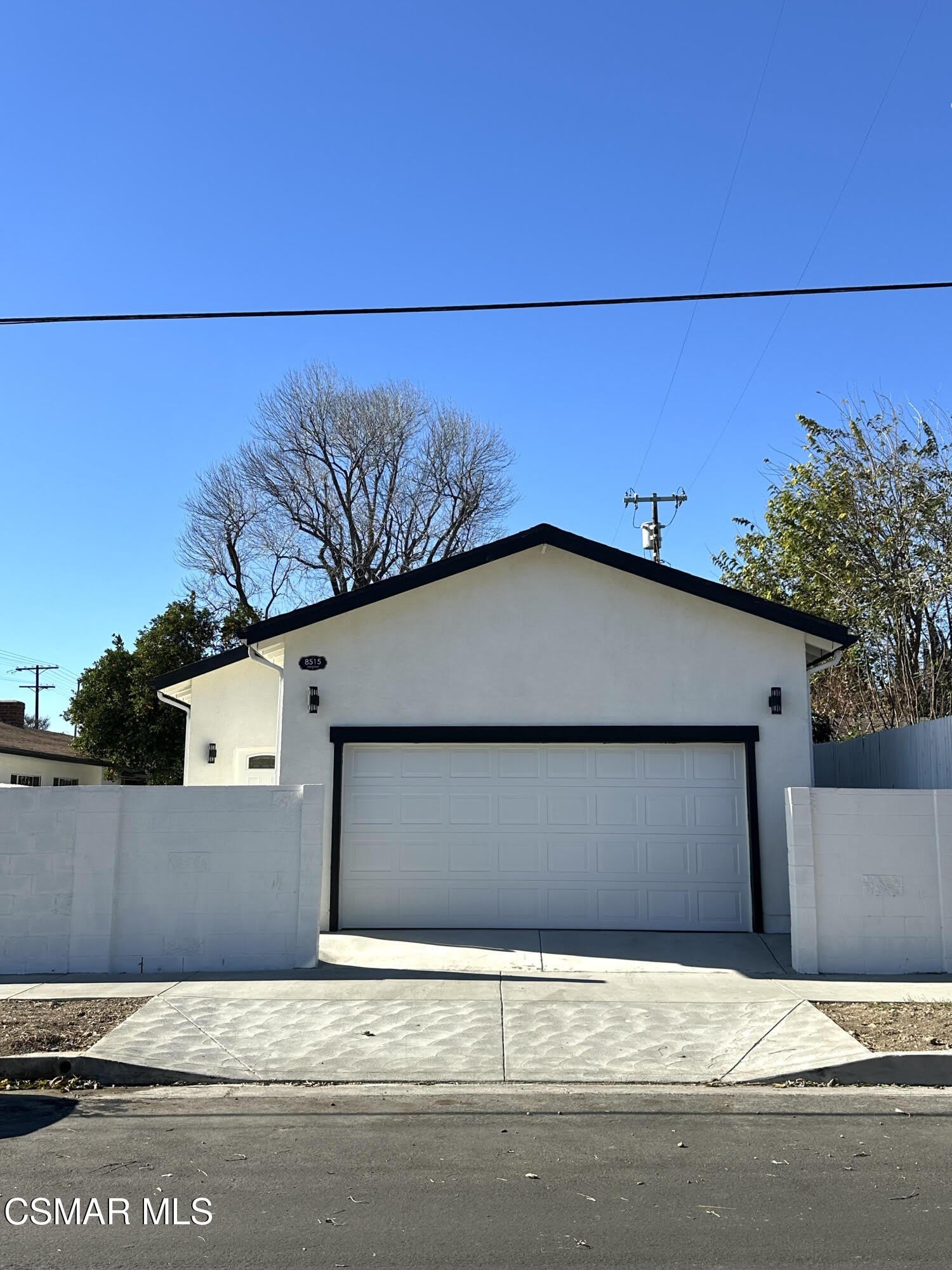 8515 Vanalden Avenue – photo 1