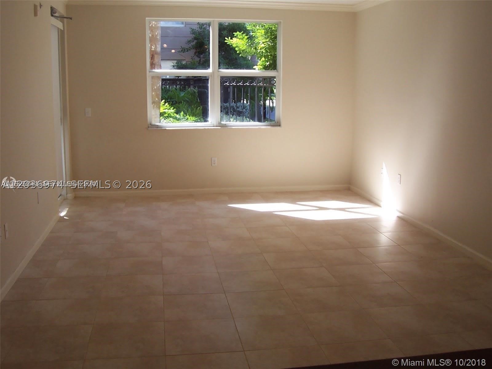 17125 N Bay Rd – photo 4