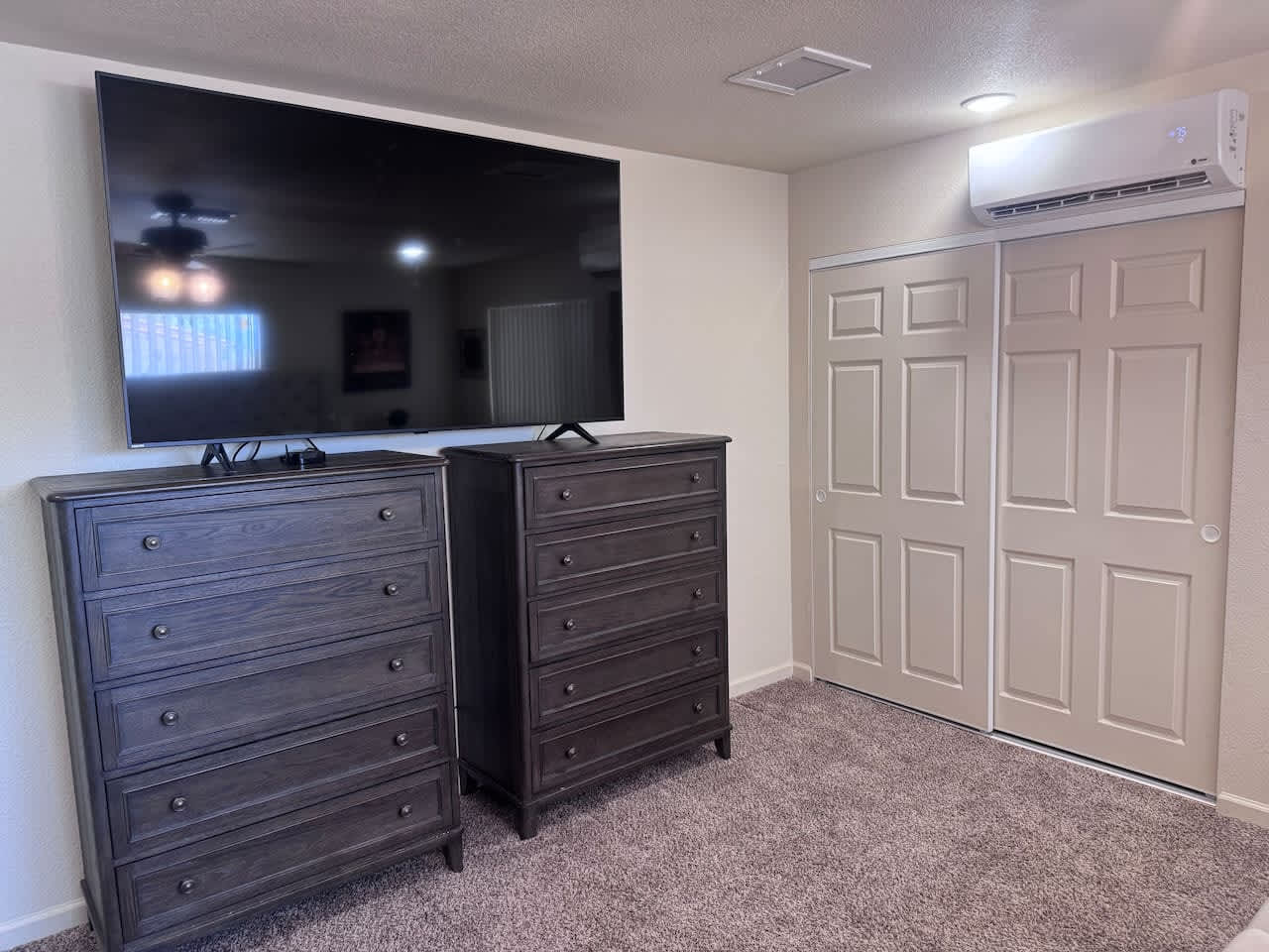 2261 Sahara Dr – photo 4