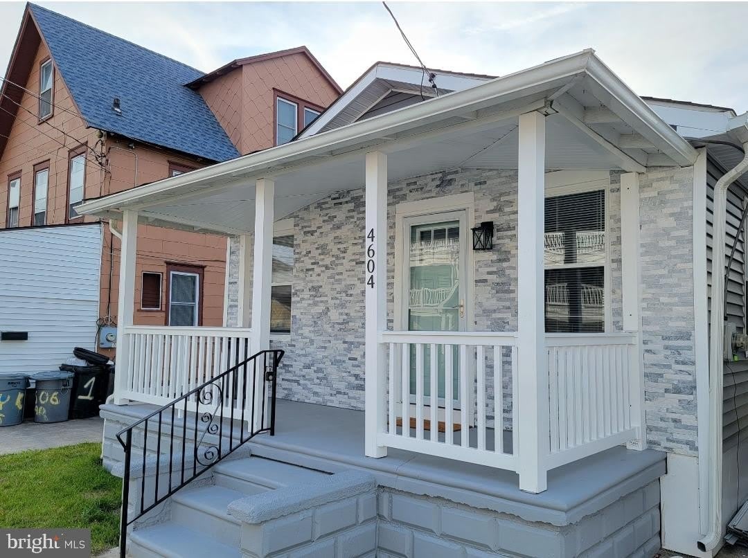 4600 ARCTIC Avenue – photo 1