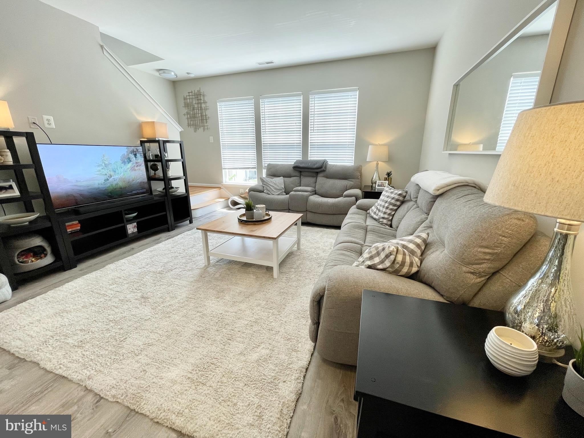 23052 FONTWELL Square – photo 4