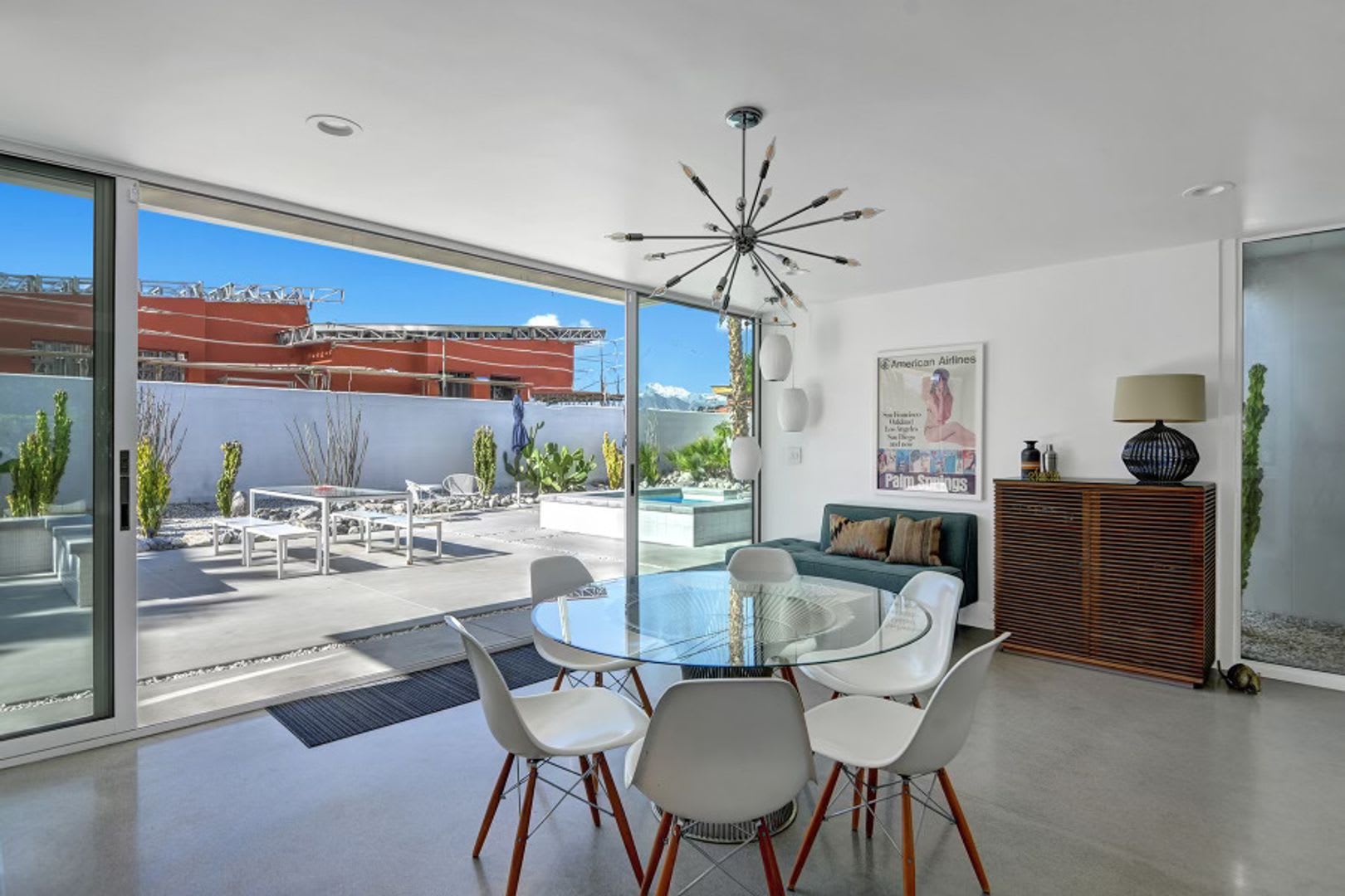 Mid-Century Steel Oasis in Palm Springs (Monthly Only – photo 2