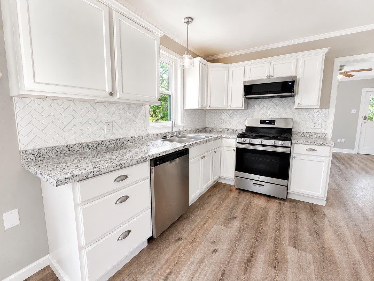 1412 W Bullock Street – photo 2