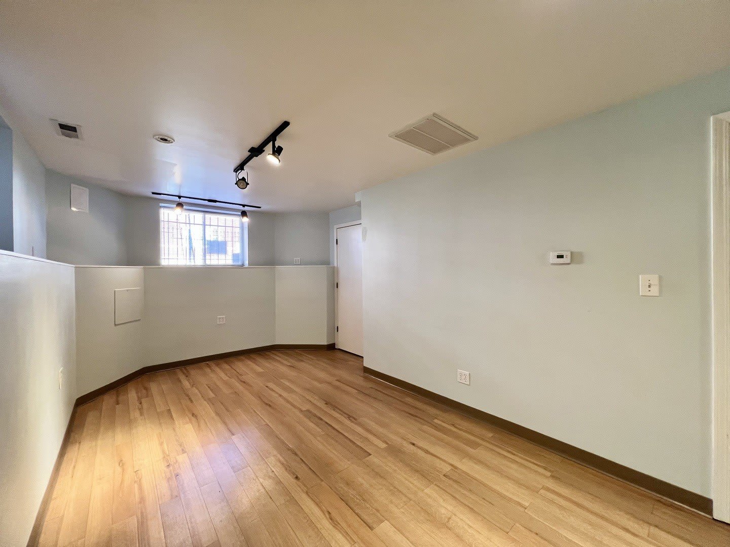 2915 N Lawndale Avenue – photo 2