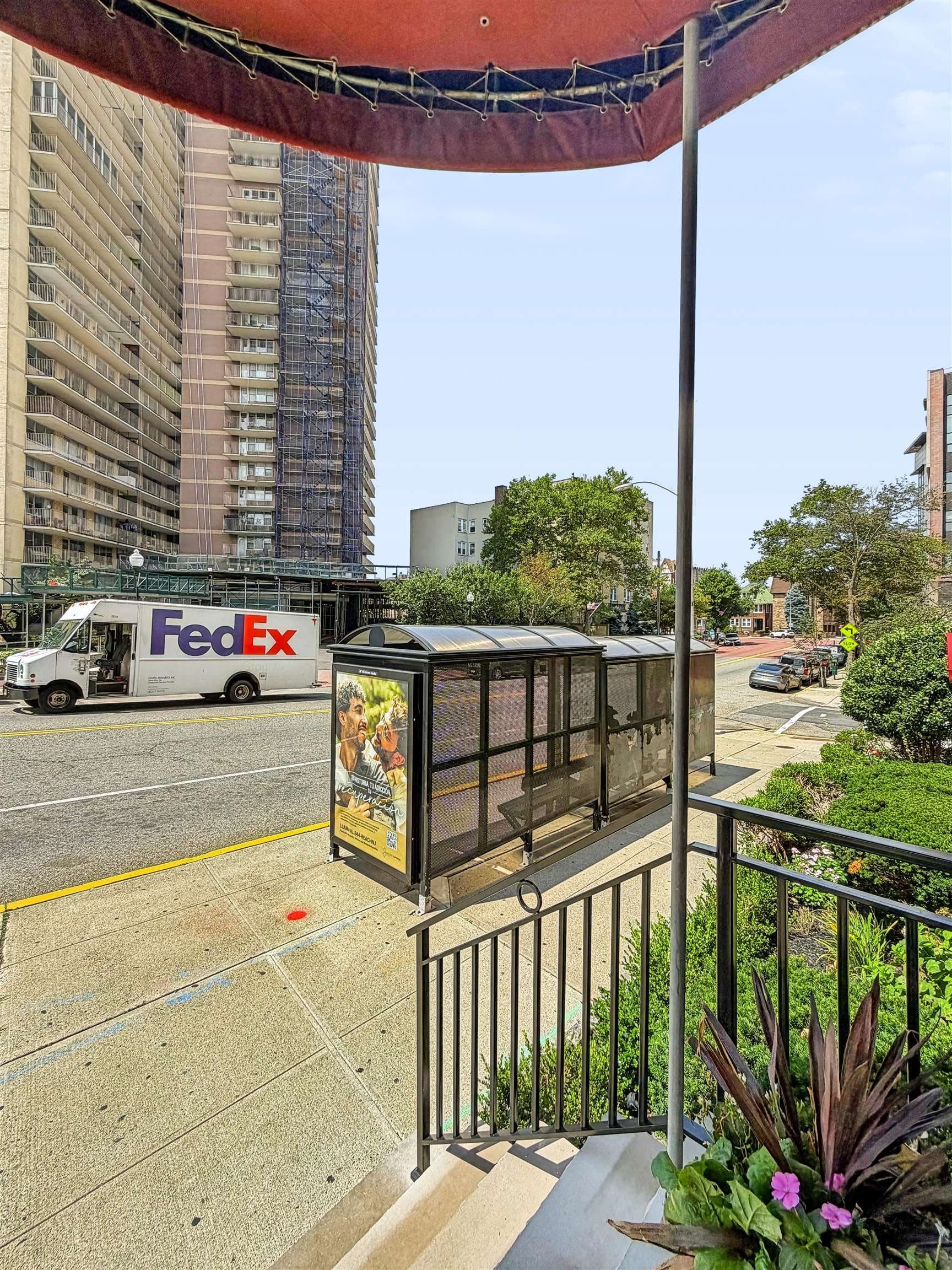 6045 Blvd E – photo 2