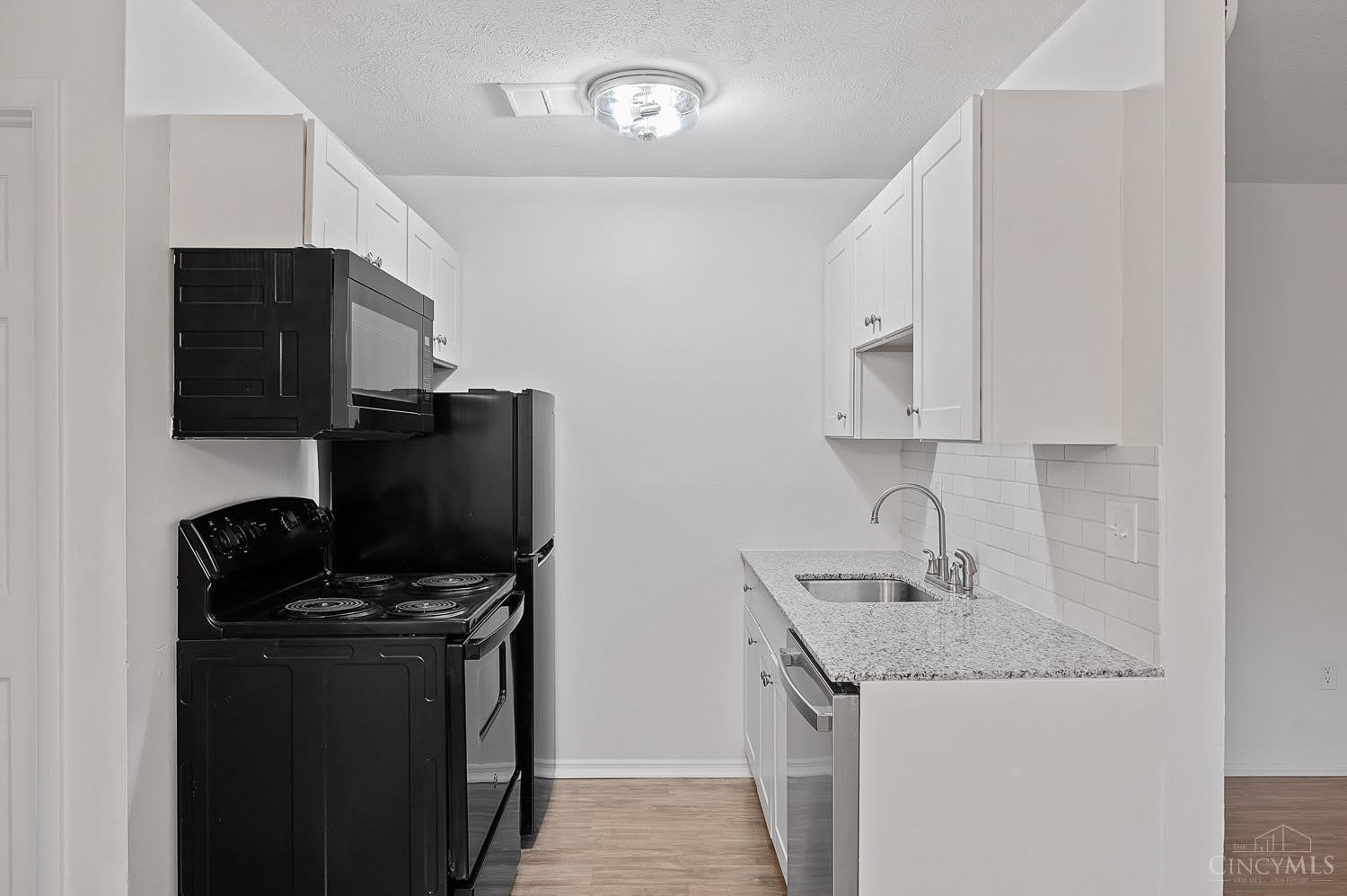 2635 Stanton Avenue – photo 4