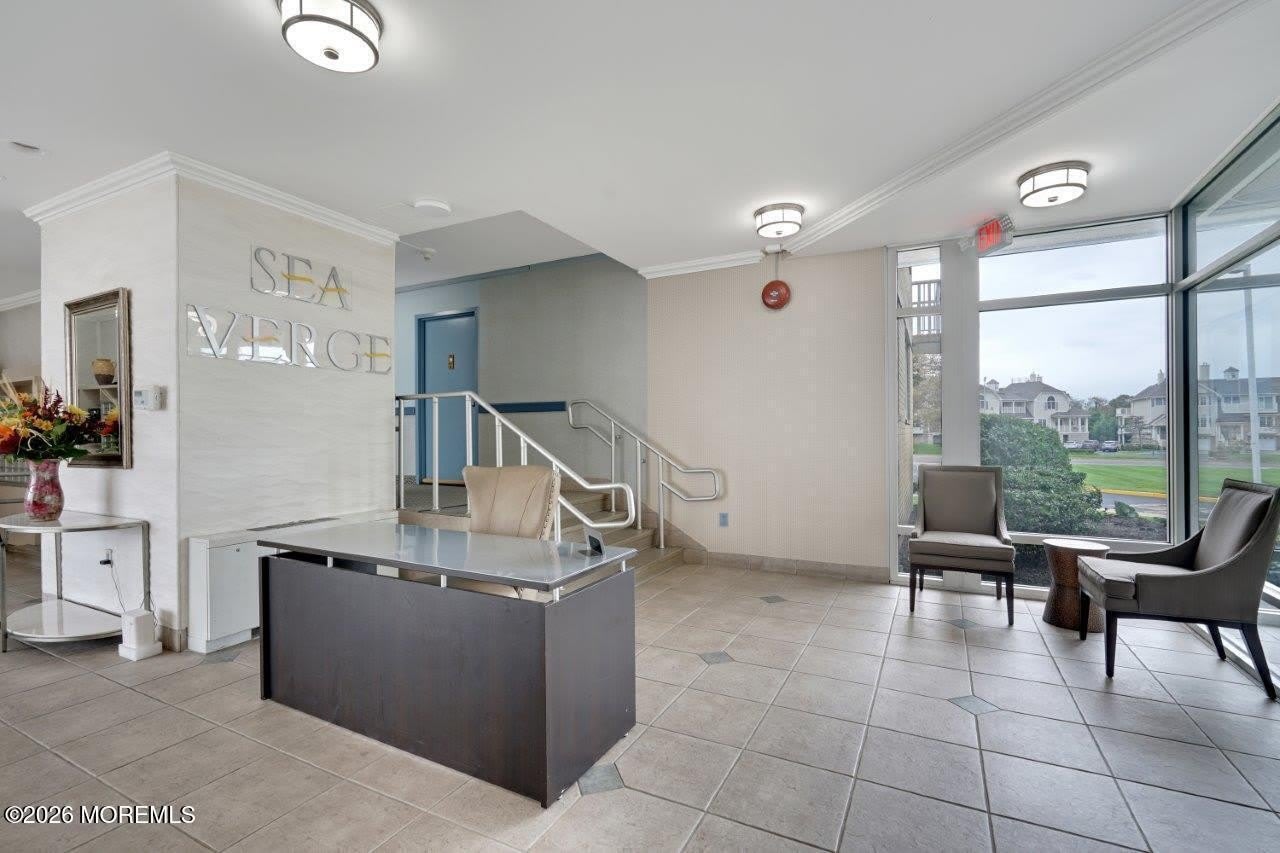385 Ocean Boulevard – photo 3