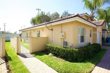 8978 NW 53rd St – photo 3