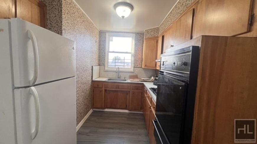 2088 Utica Avenue – photo 2