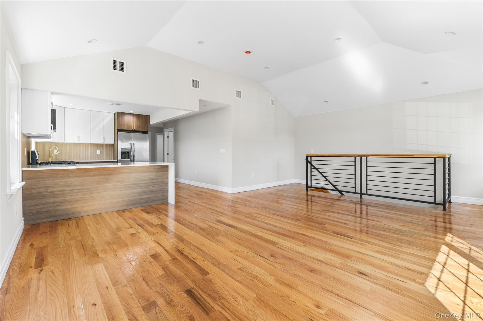 120-46 199th Street – photo 5