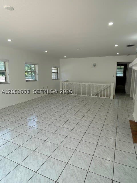 502 Madeira Ave – photo 4