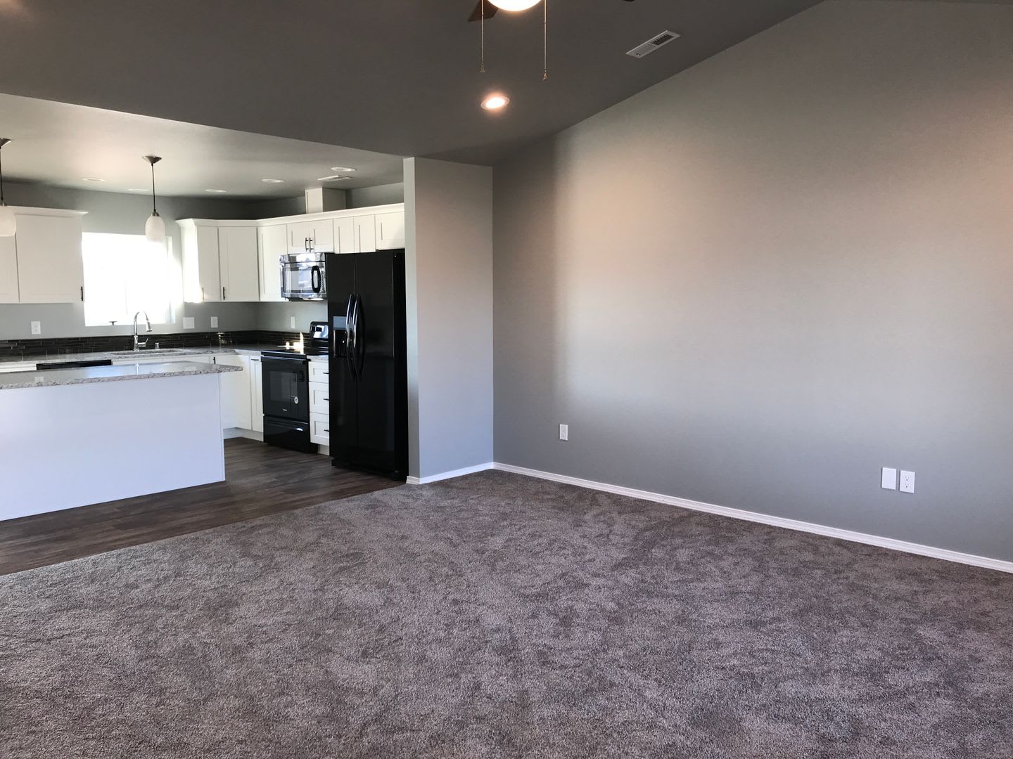 2 Story Home 4 Beds 2 5 Bath – photo 3