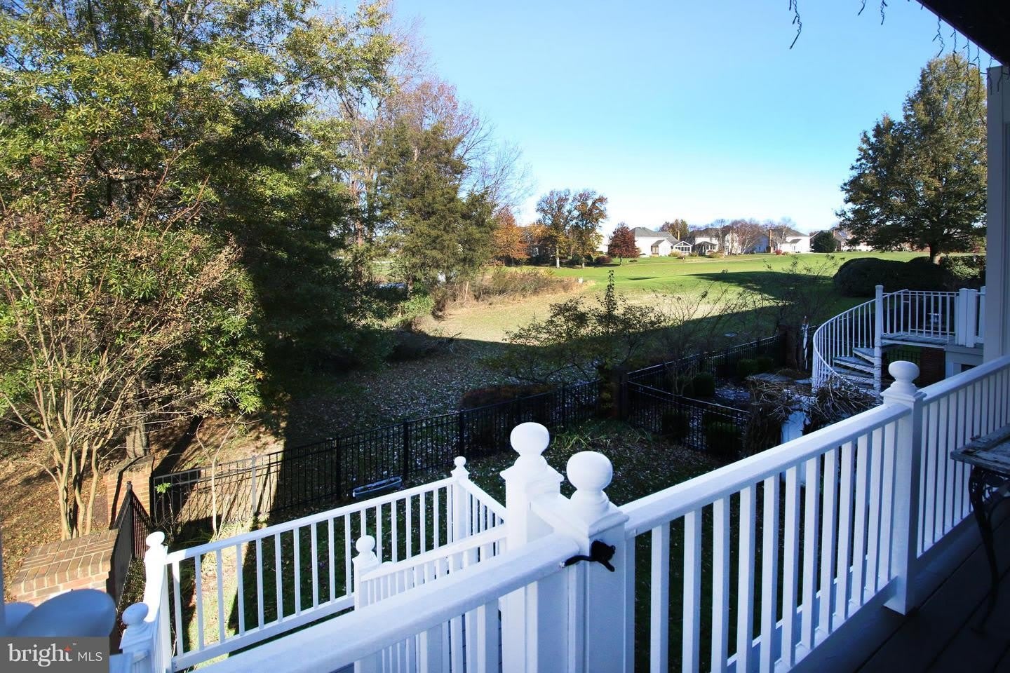 18400 Lanier Island Sq – photo 3