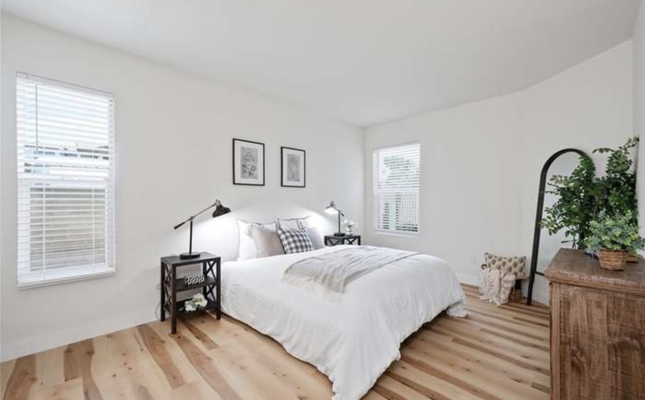 9030 Newport Ave Apt 13 – photo 4