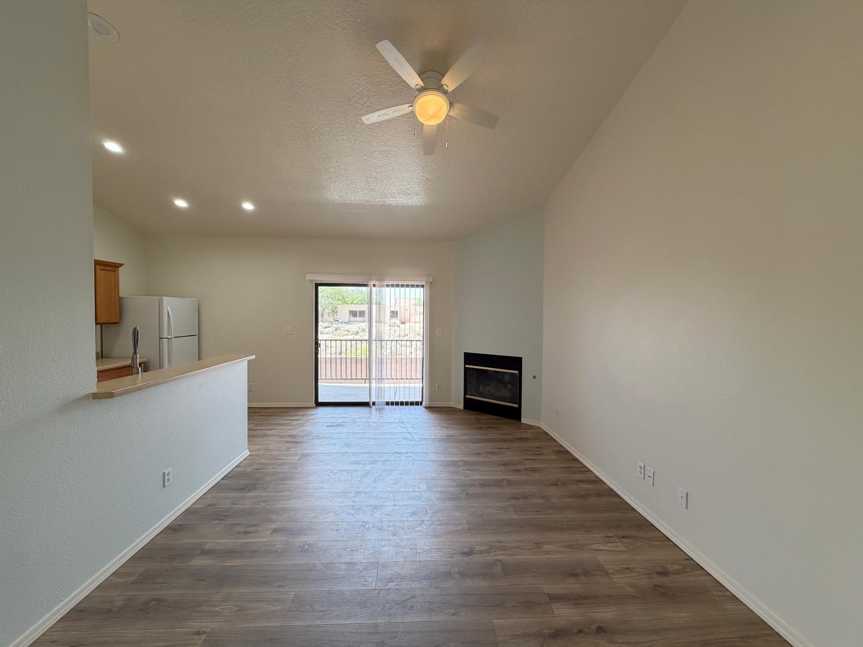 1105 Meadowlark Way SE – photo 3