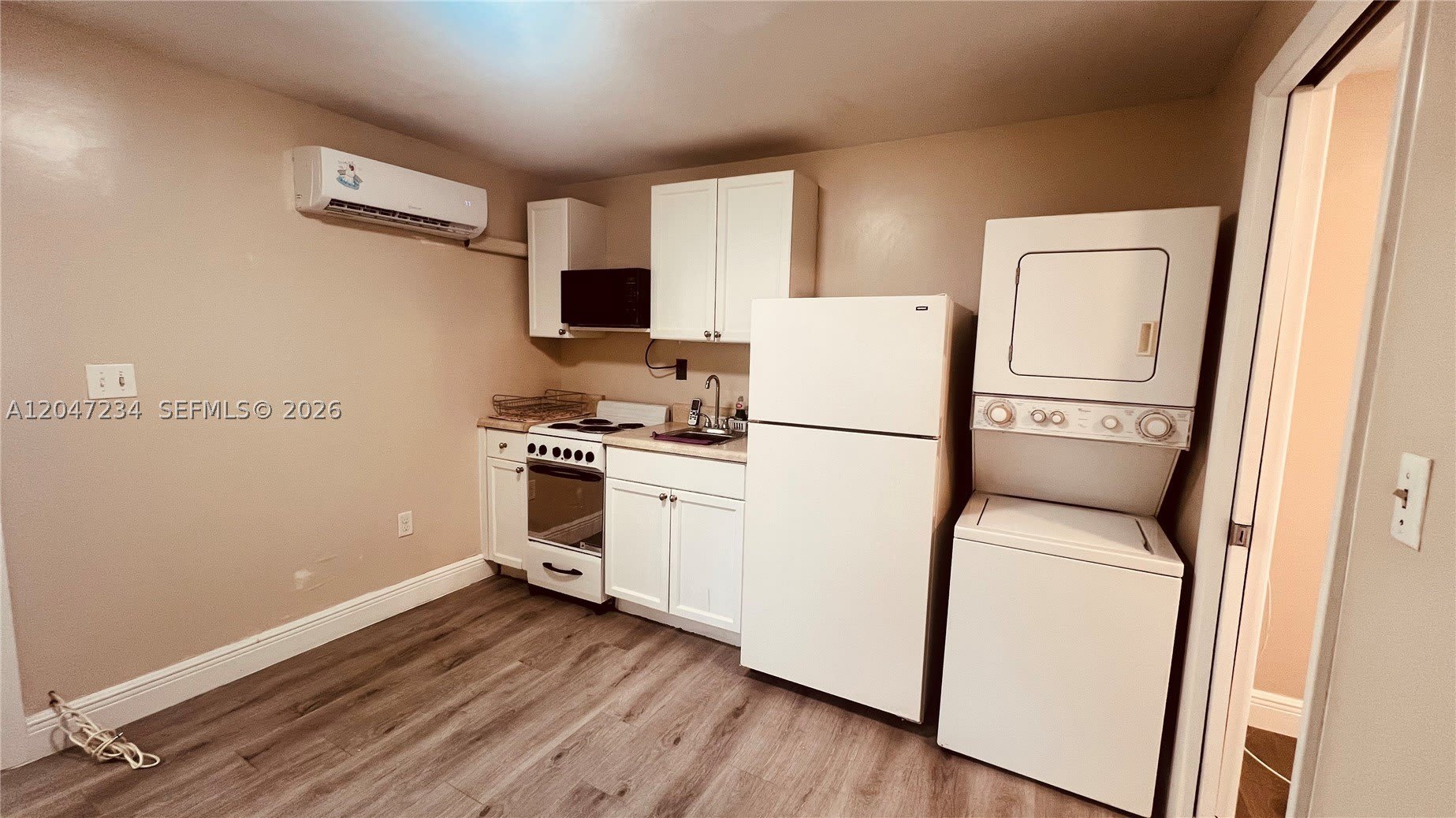 32 NE 169th St – photo 4