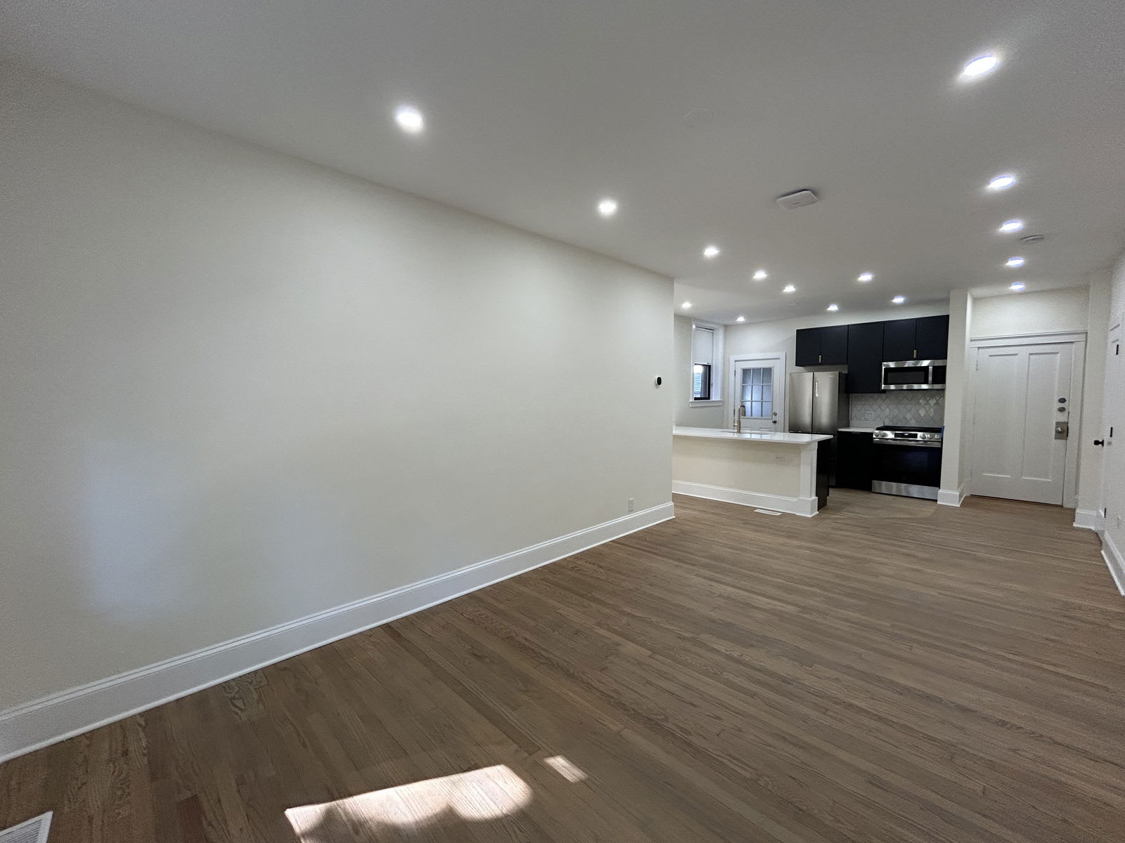 4636 North Hamilton Avenue – photo 4