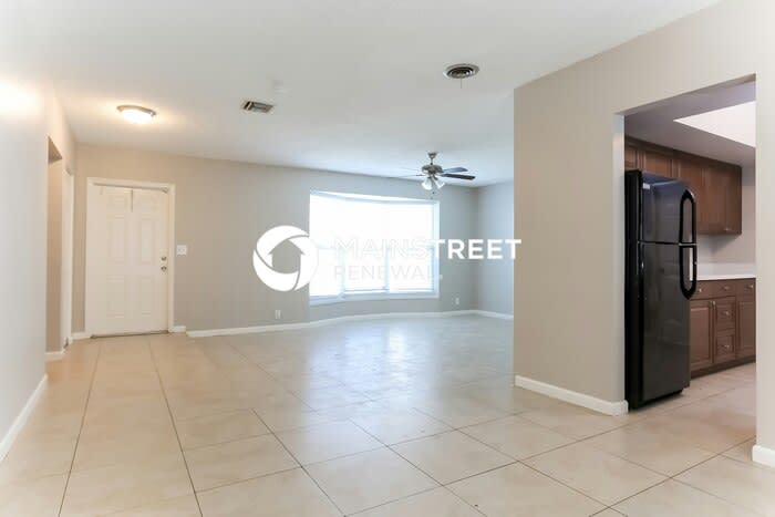 4220 Northwest 23rd Street – photo 4