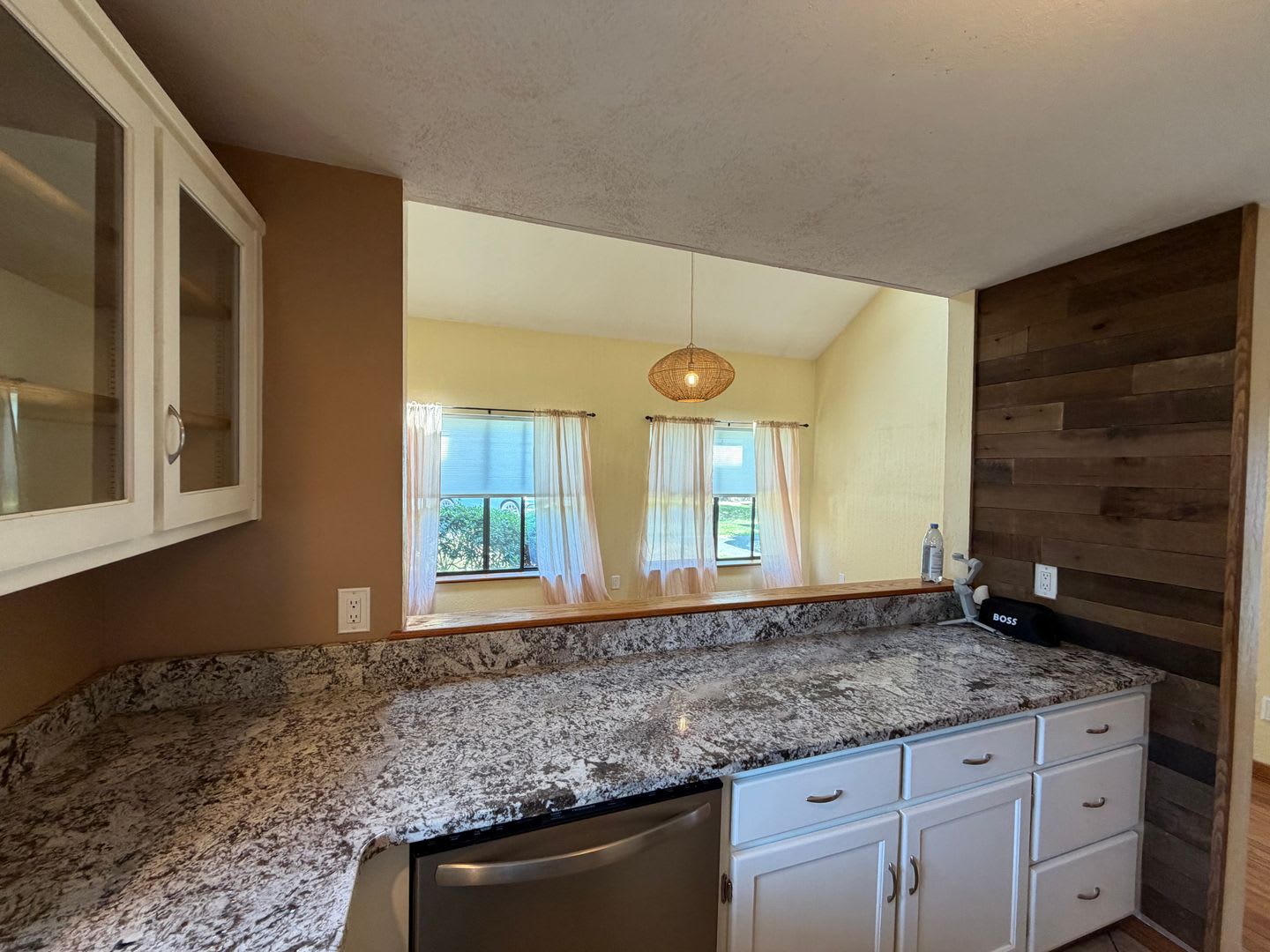 Large Townhouse Condo available for Rent! – photo 5