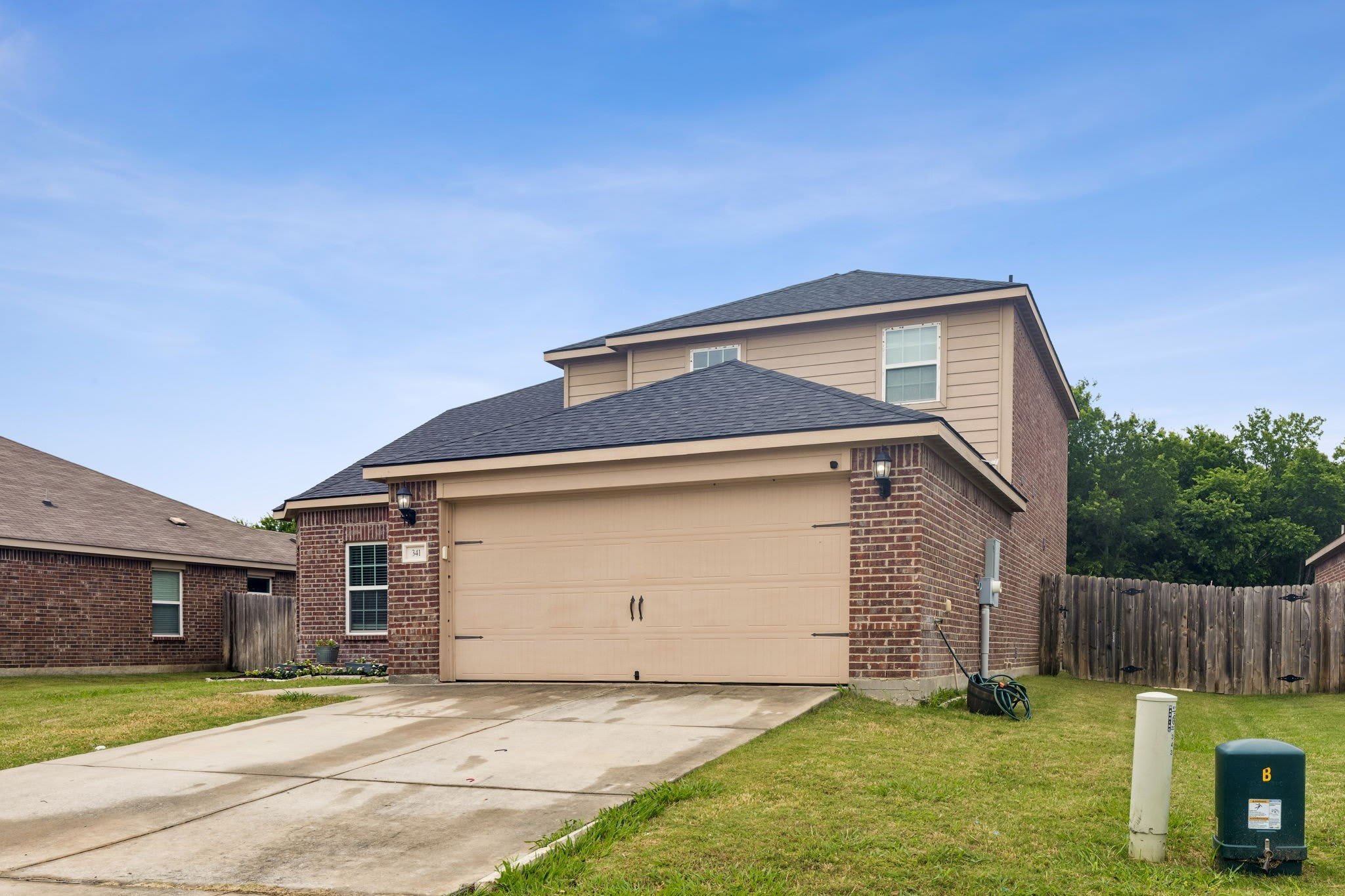 341 Magnolia Drive – photo 2