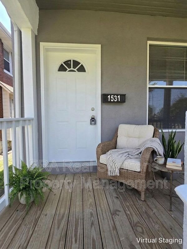 1531 Richmond Ave – photo 2