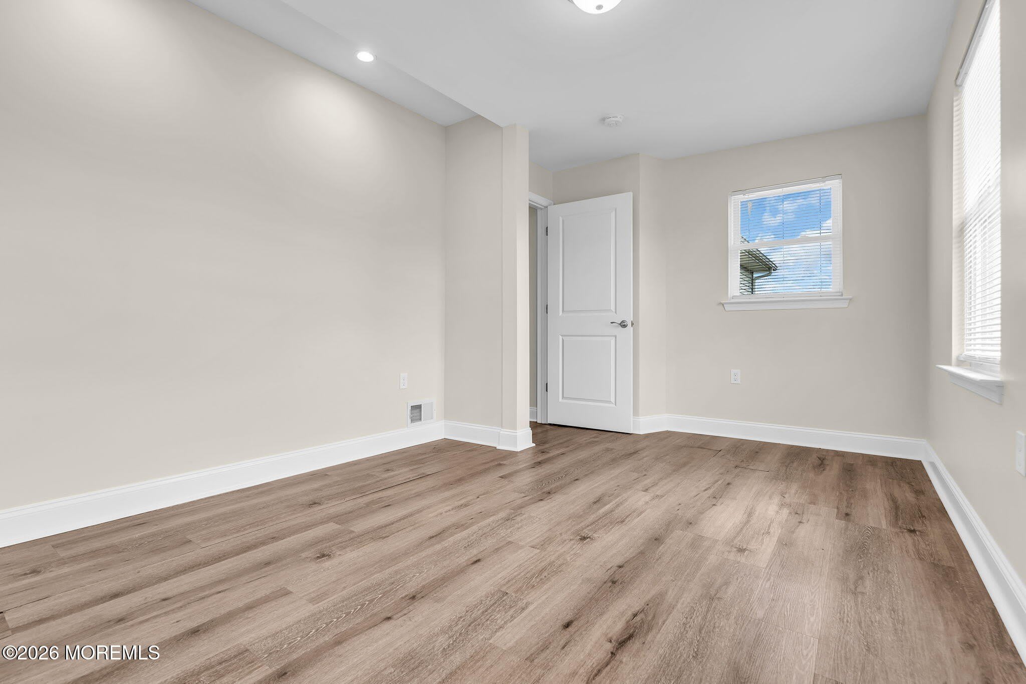 48 Flint Road – photo 4