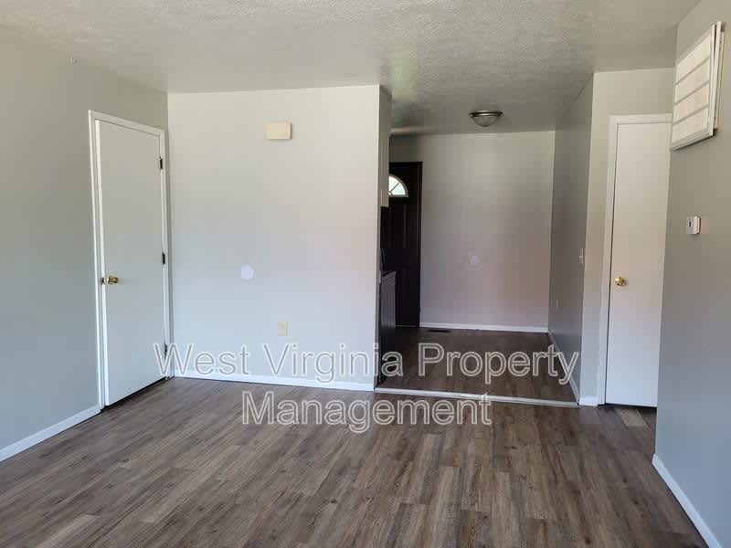 130 Elm Street – photo 3