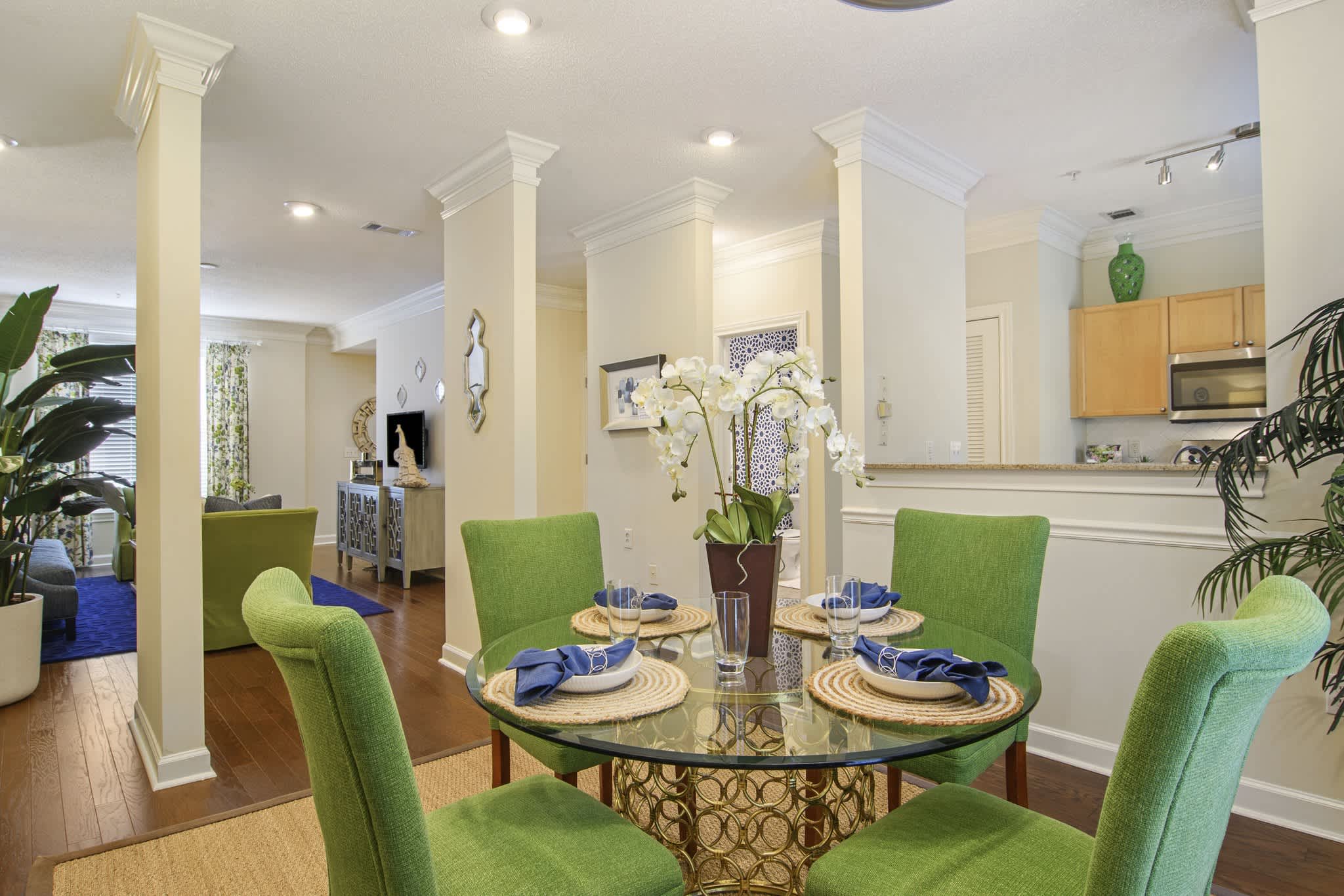 Gables Montclair – photo 4