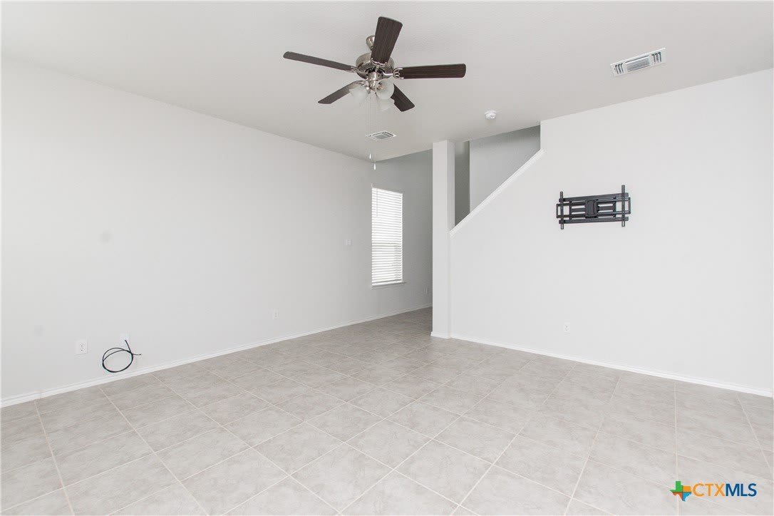 2033 Mallard Court – photo 3
