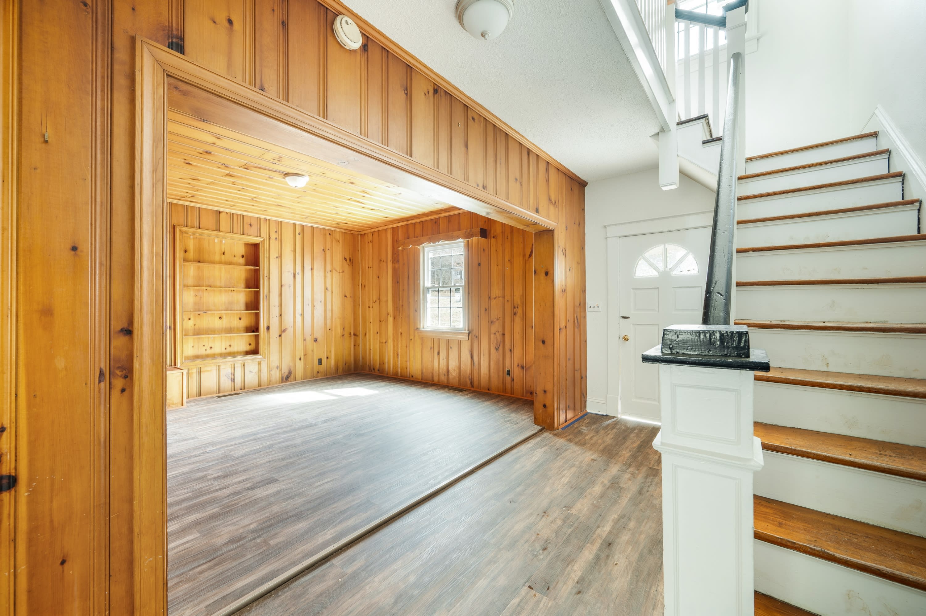 228 Newcomb Drive – photo 3
