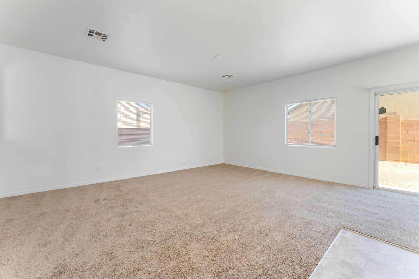 Spacious Two-Story Home with an Open-Concept Design! – photo 3