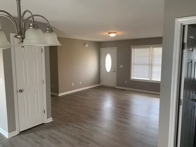617 Mimosa Dr – photo 2