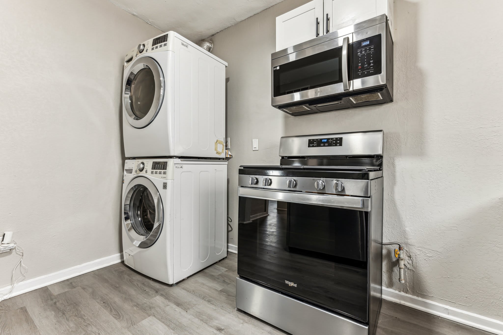 416 West 9th StreetUnit 1 – photo 3