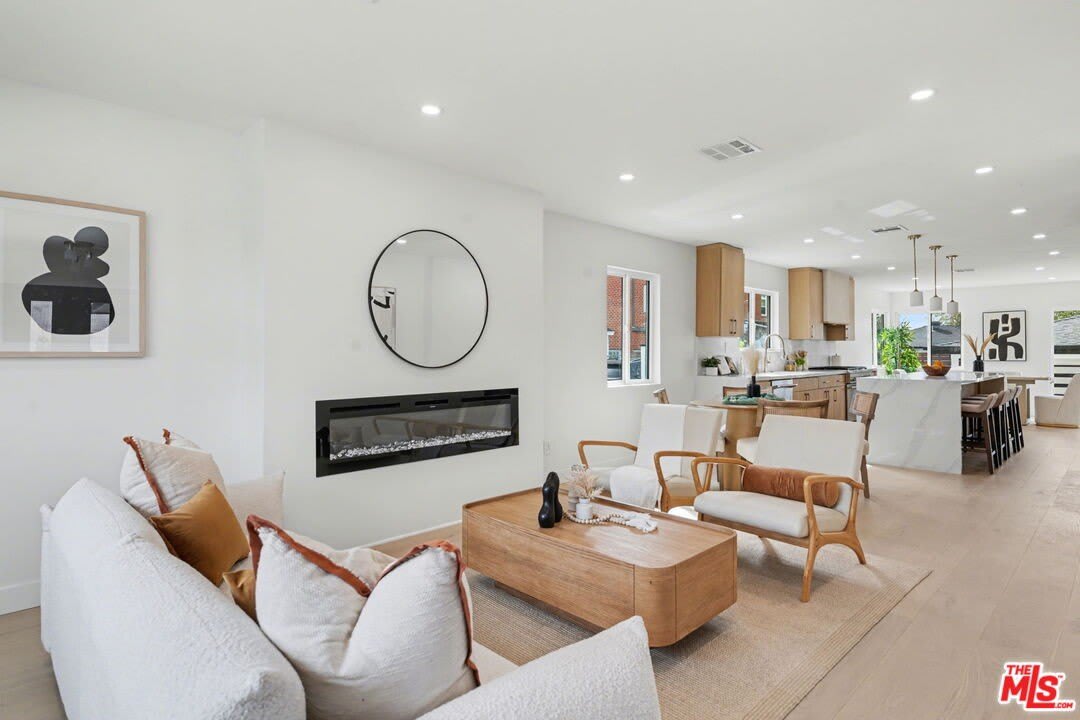 2831 Overland Ave – photo 3