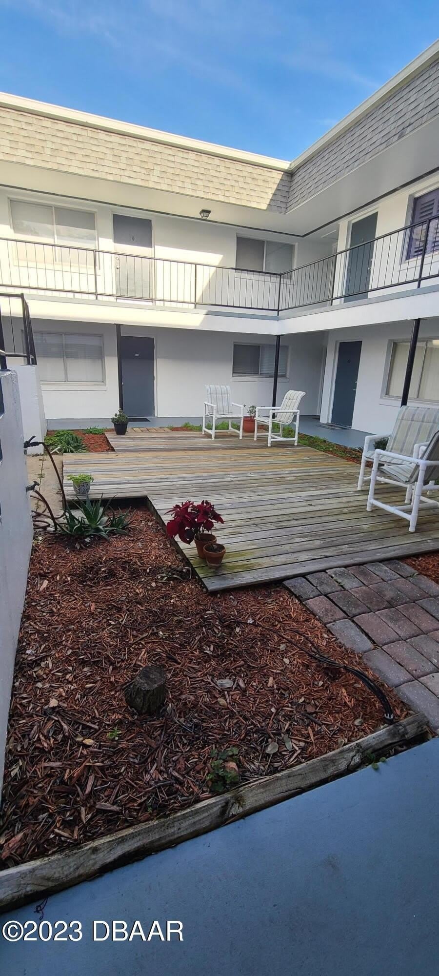 301 Ridge Boulevard – photo 2
