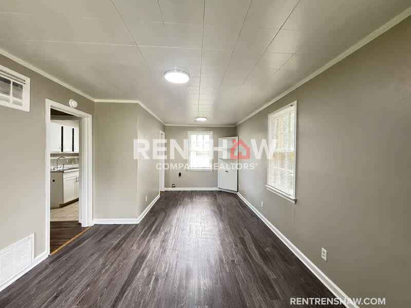 1065 Larry Ln – photo 3