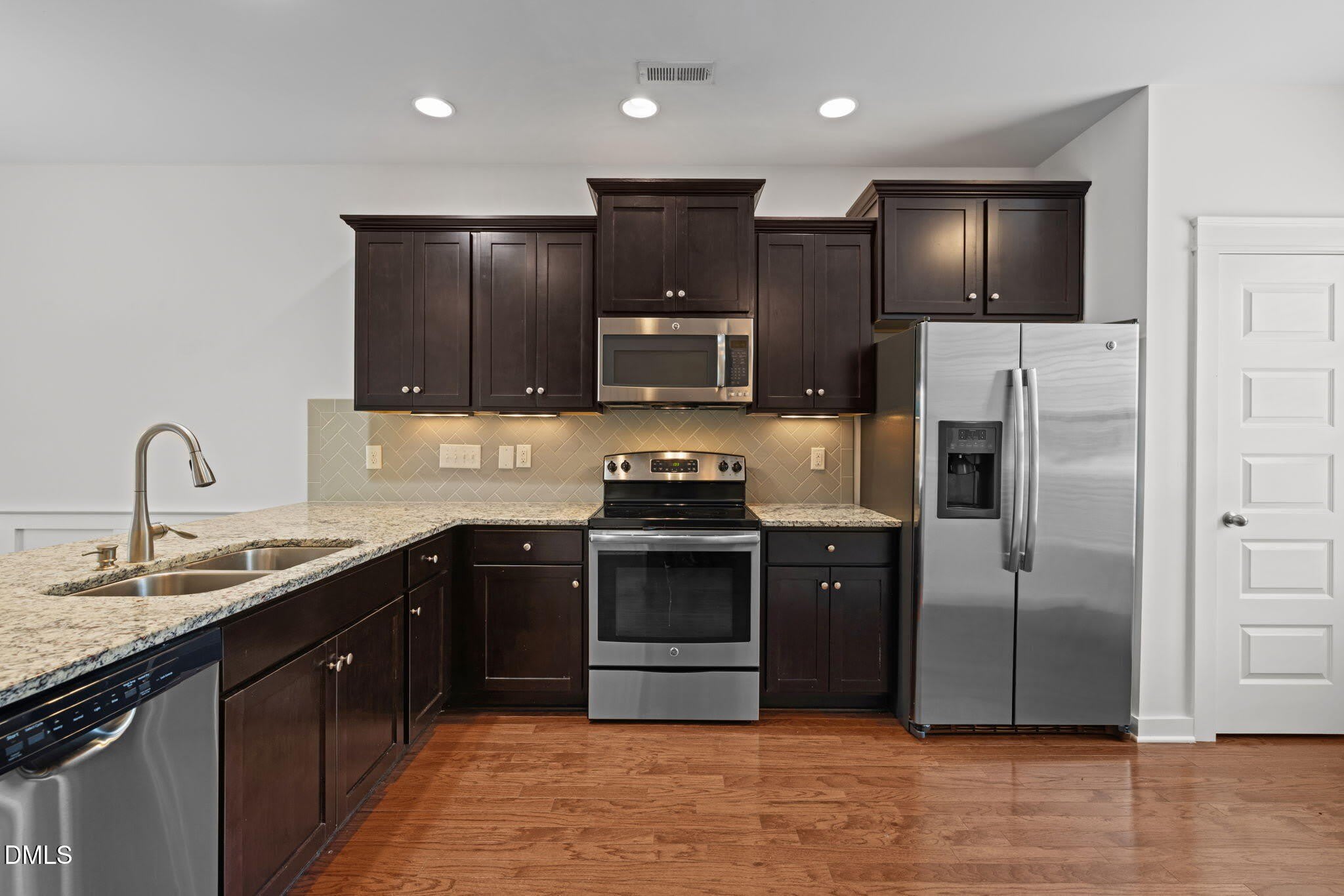 6426 Swatner Drive – photo 3