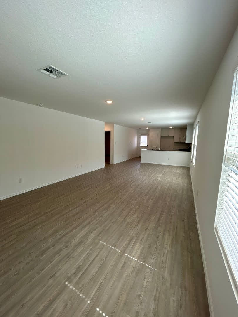 Welcome to your new home in Steelwood Trails, New Braunfels! – photo 5