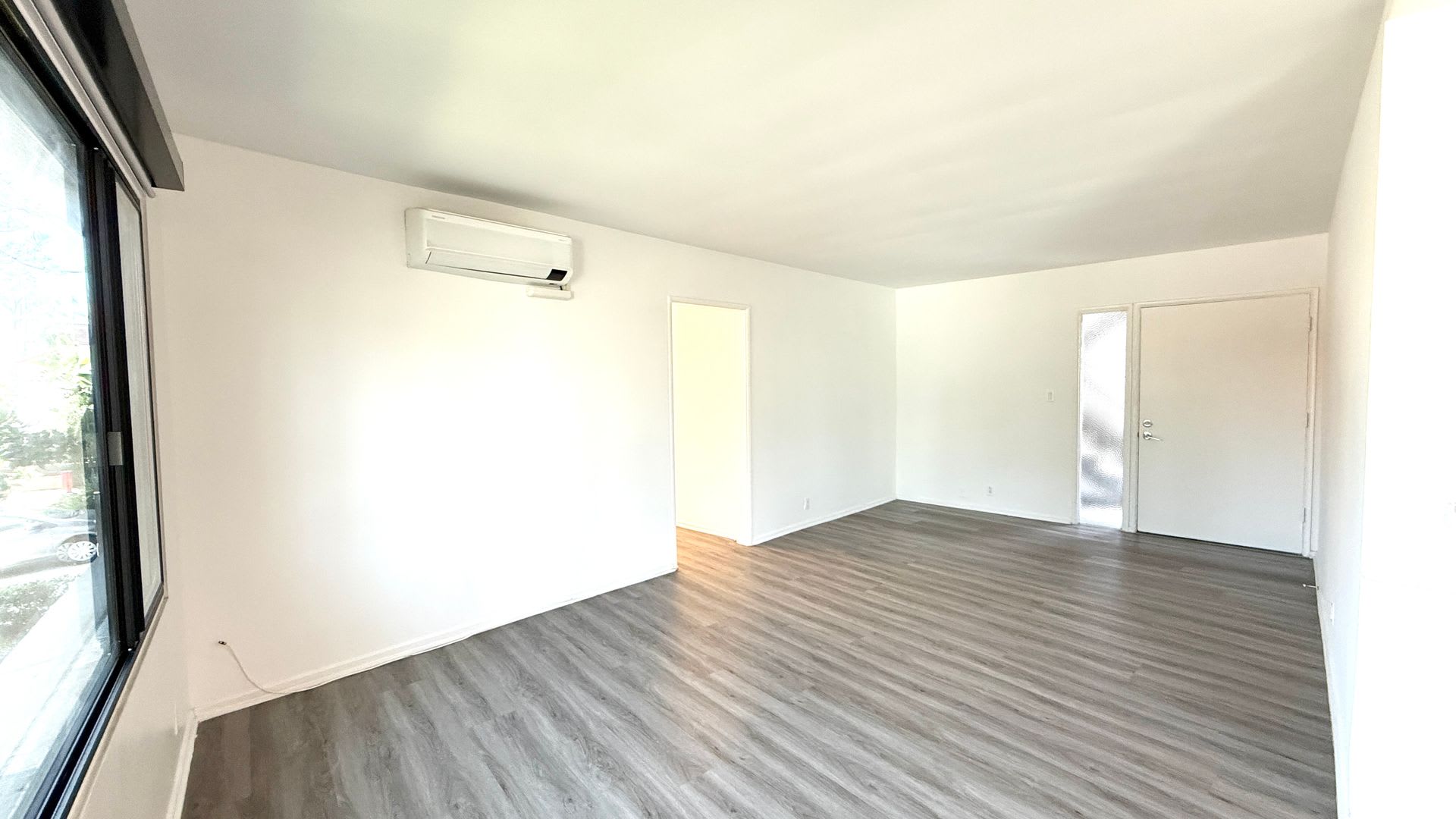 Live in one of the best locations in Los Angeles – photo 3