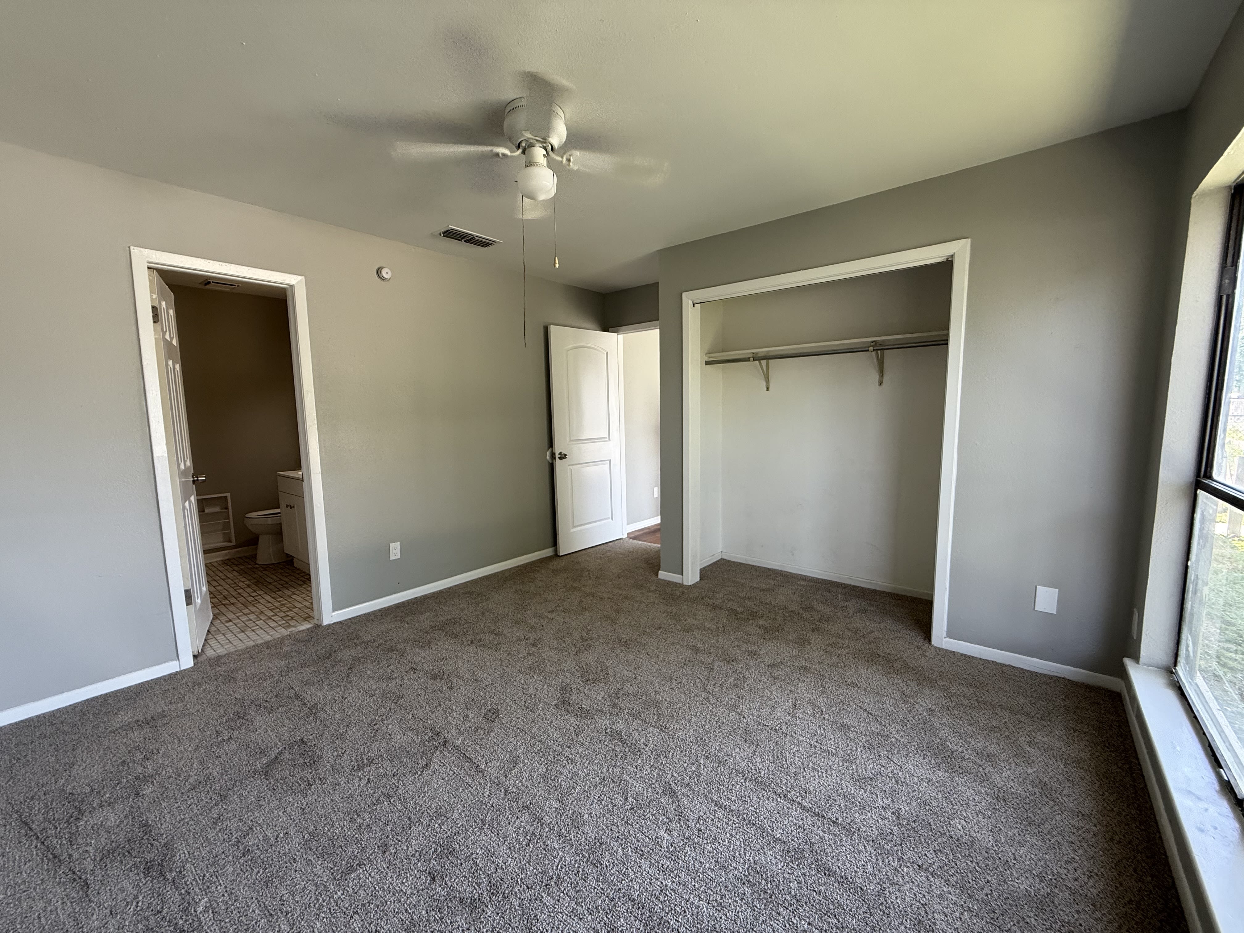 923 18th St – photo 4