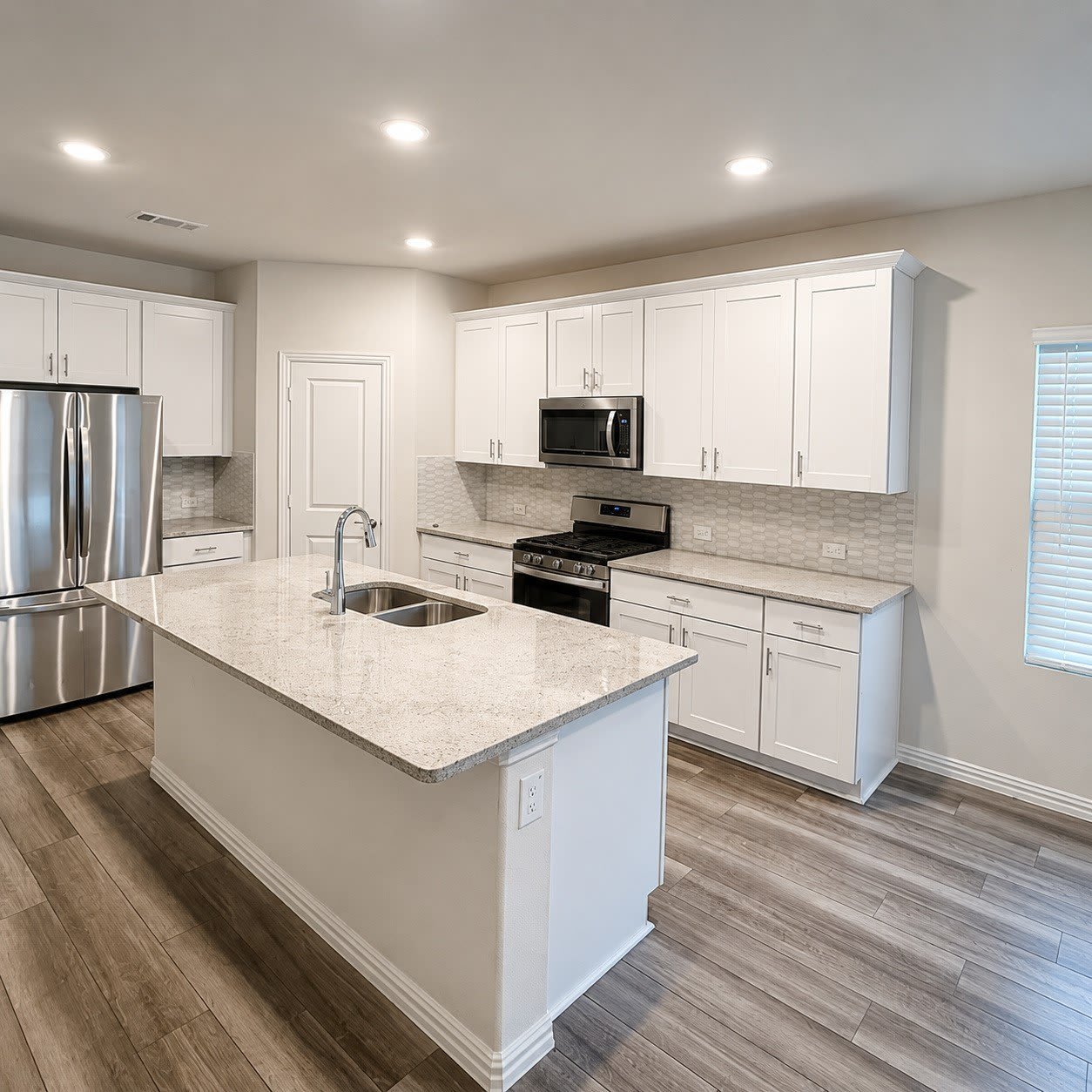 3444 Flatiron Drive – photo 3
