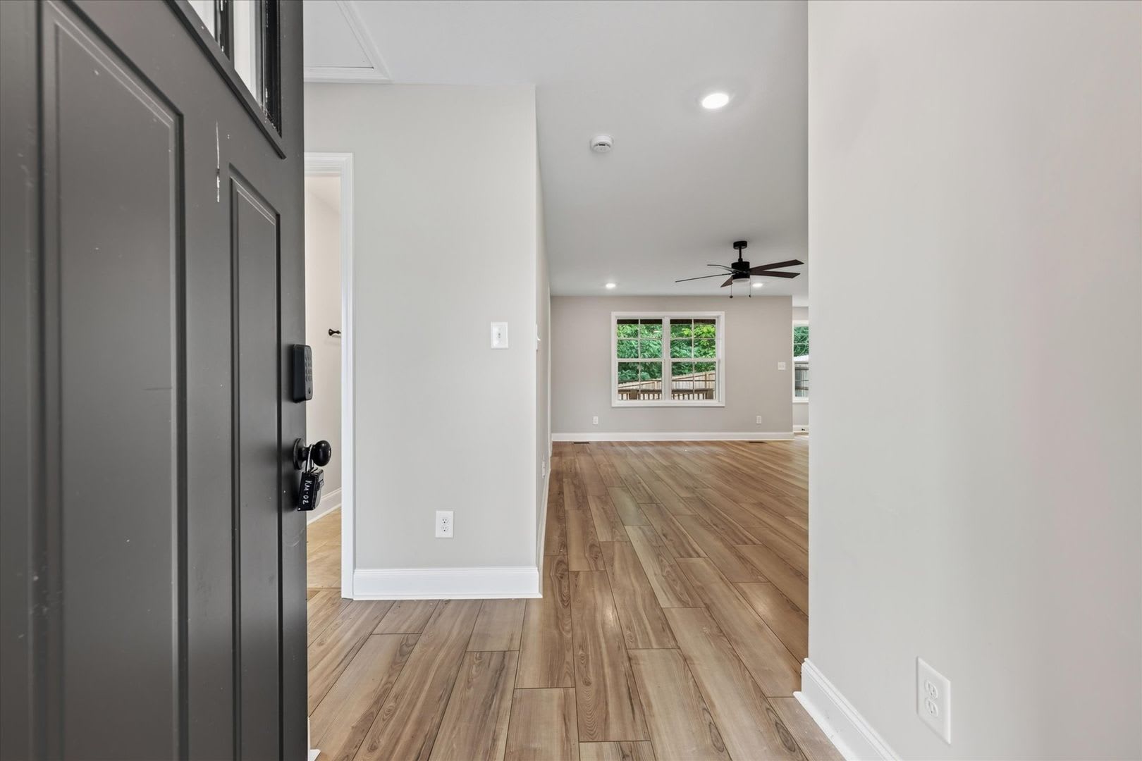 3 Bedroom House Near Fort Campbell & Downtown Clarksville! – photo 5