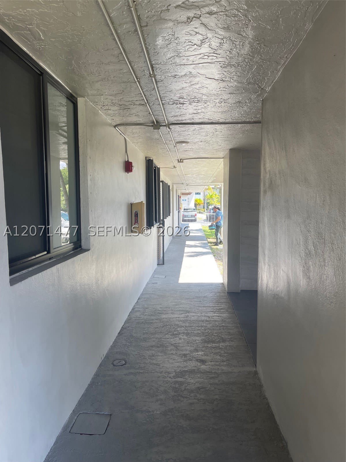 10290 NW 9th St Cir – photo 3