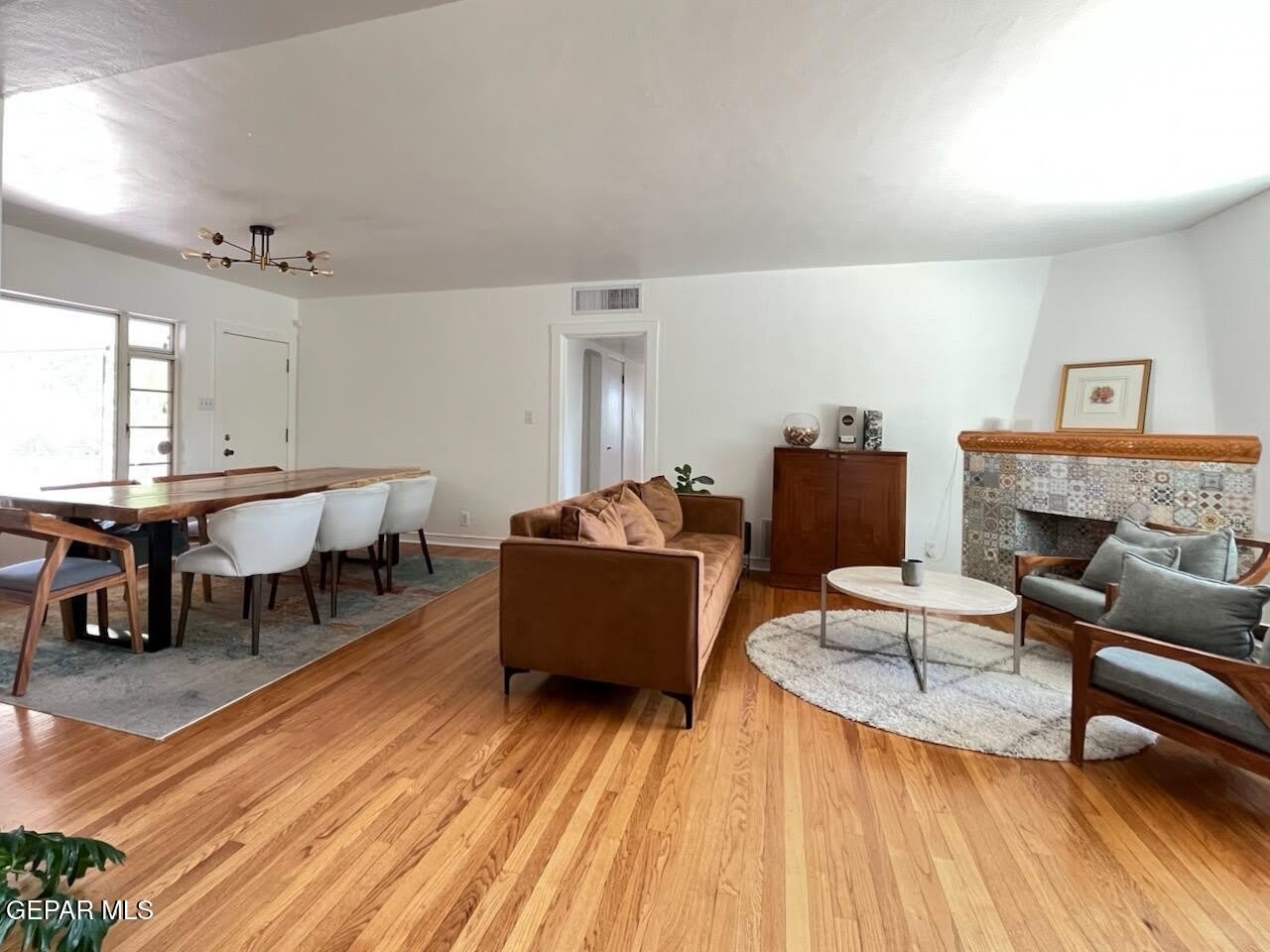 1200 STOCKWELL Lane – photo 3