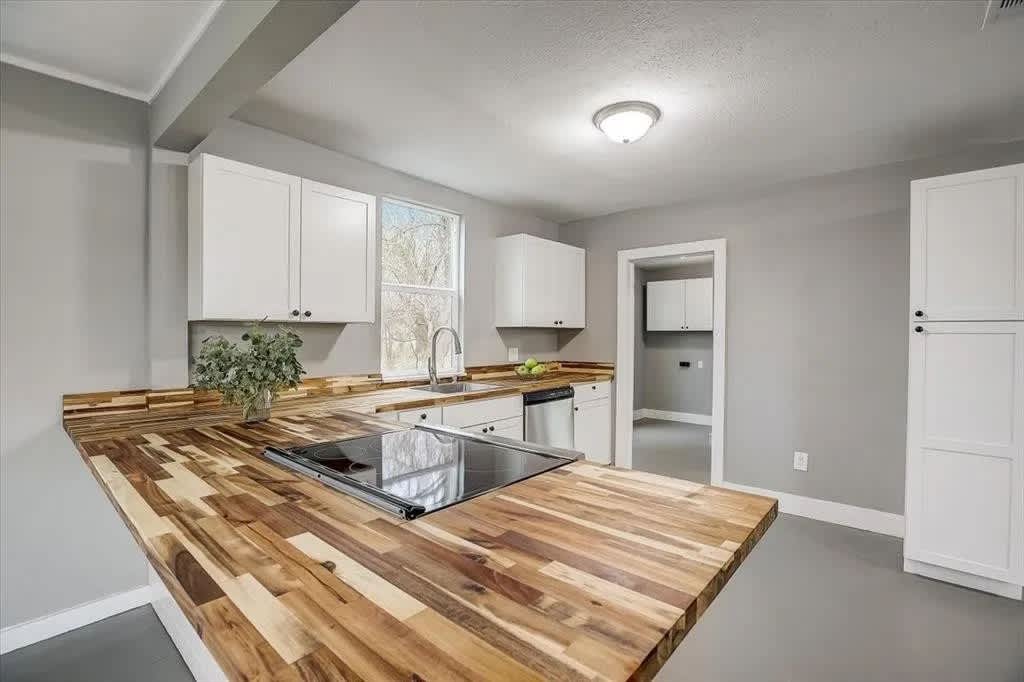 720 East Guadalupe Street – photo 4