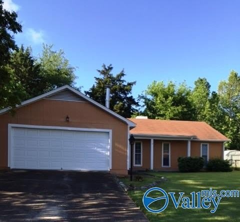 1027 Sharpsburg Drive – photo 2