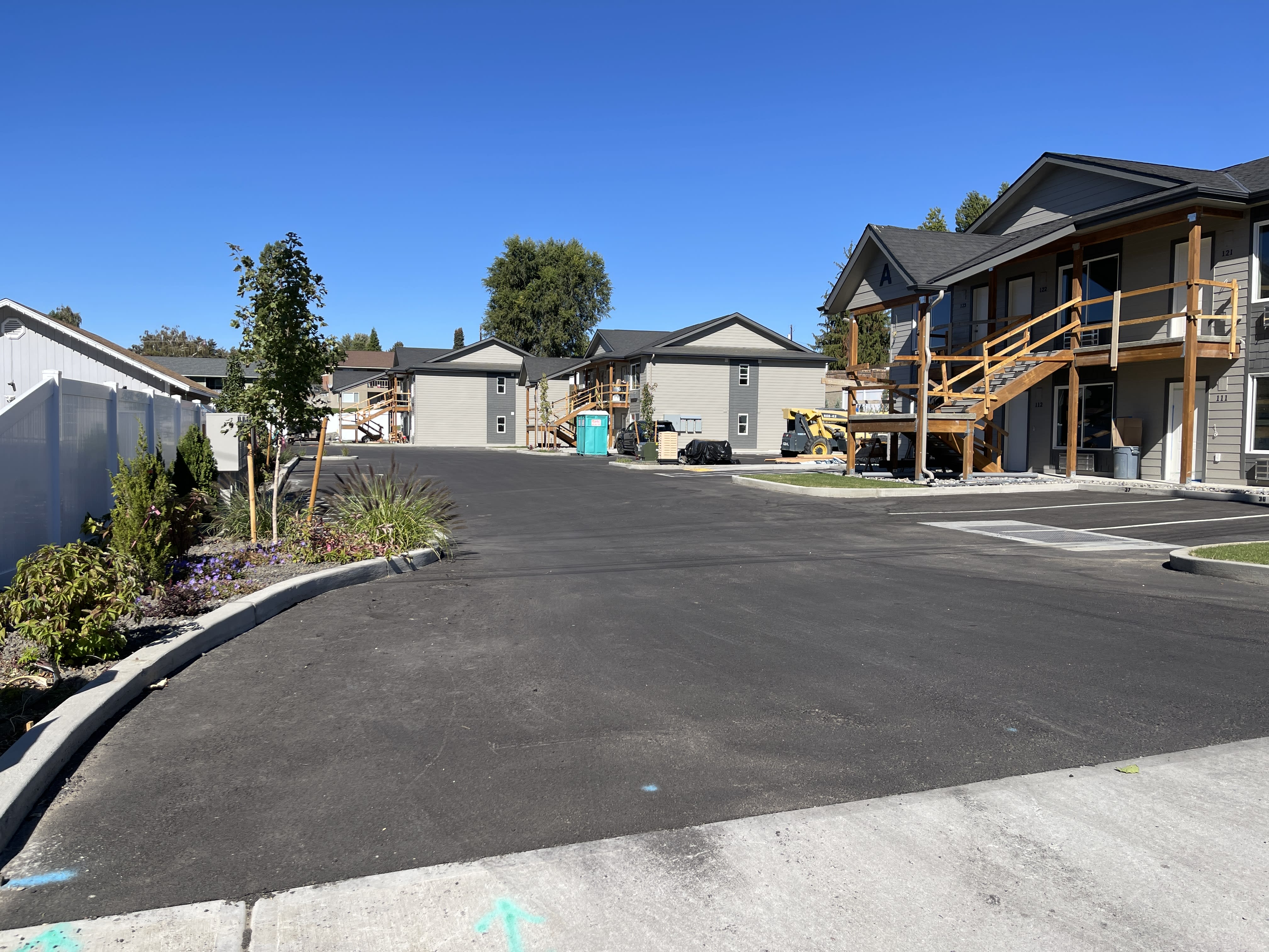411 6th St Ne – photo 3