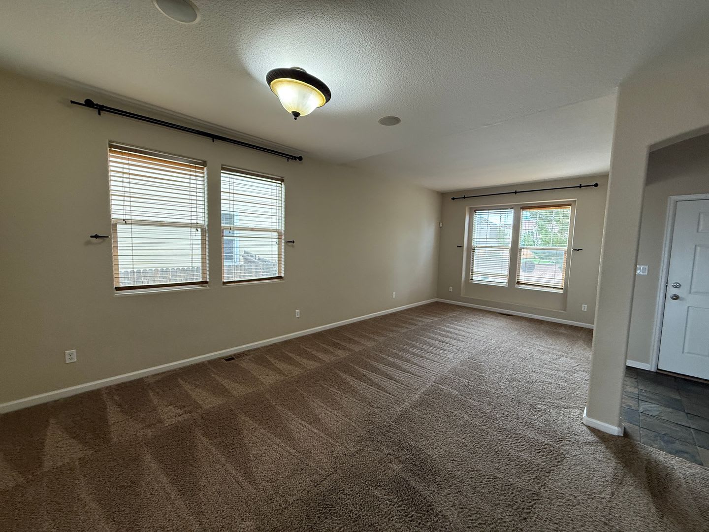Spacious 5-Bedroom Home Near Peterson & Schriever Space Force Bases!!! – photo 5